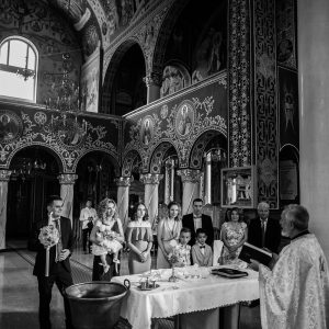 Botez religios, Timisoara fotograf, fotografii de botez, increstinarea bebelușului,